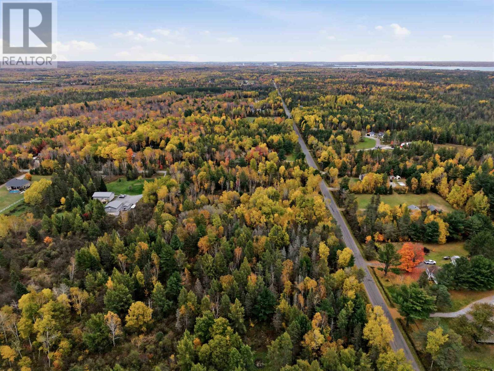 2594 Base Lin, Sault Ste. Marie, Ontario  P6A 5K6 - Photo 33 - SM262932
