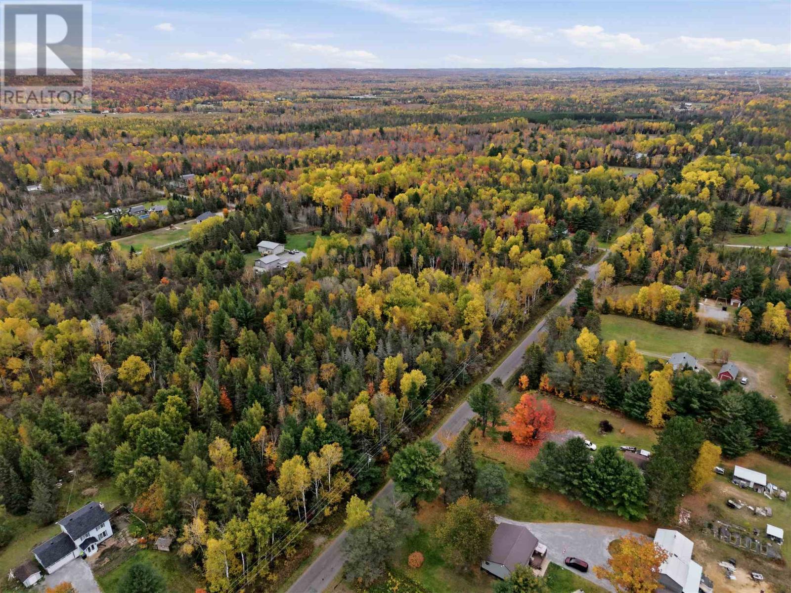 2594 Base Lin, Sault Ste. Marie, Ontario  P6A 5K6 - Photo 34 - SM262932