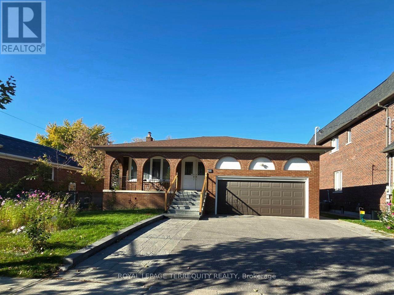 Upper - 66 Moore Park Avenue, Toronto, Ontario  M2M 1M9 - Photo 1 - C14101138