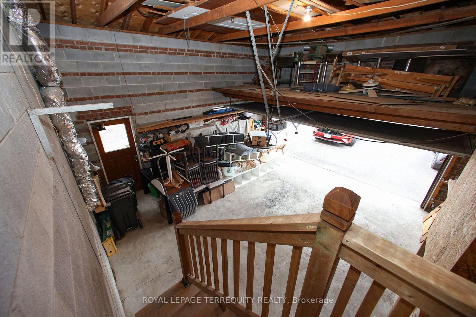 Upper - 66 Moore Park Avenue, Toronto, Ontario  M2M 1M9 - Photo 24 - C14101138