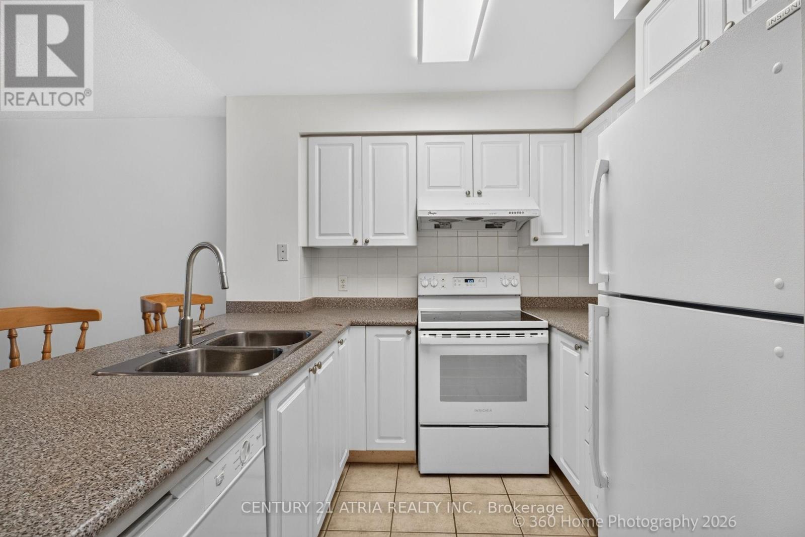 1115 - 18 Parkview Avenue, Toronto, Ontario  M2N 7H7 - Photo 6 - C14101154