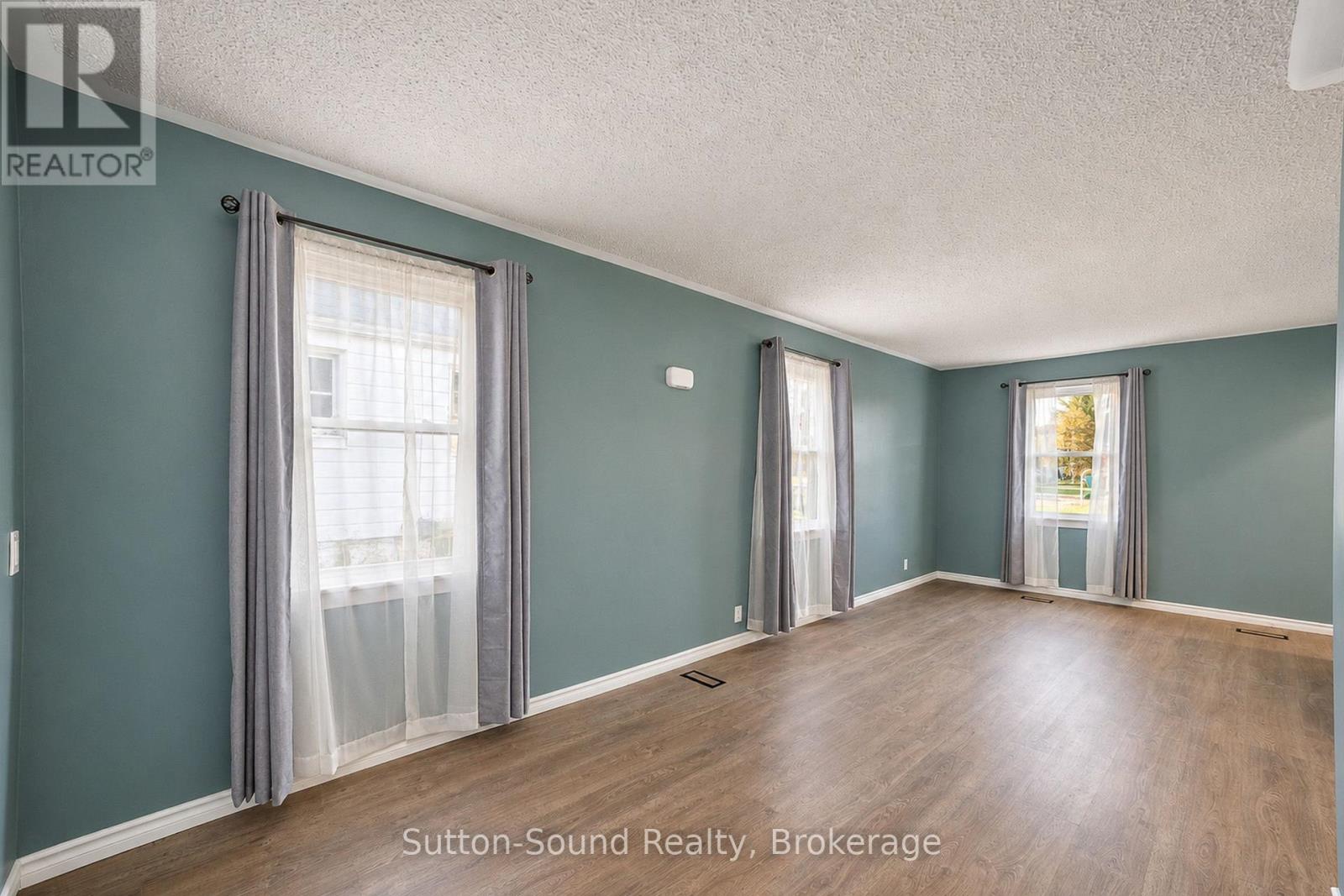 720 5th St East Street E, Owen Sound, Ontario  N4K 1E5 - Photo 8 - X14101158