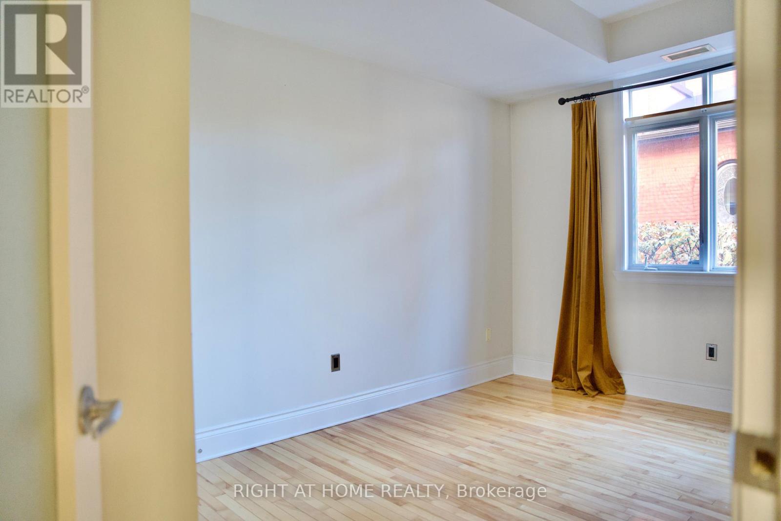 109 - 400 Mcleod Street, Ottawa, Ontario  K2P 1A6 - Photo 14 - X13604040