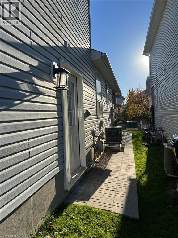 716 Karlsfeld Road Unit# A, Waterloo, Ontario  N2T 2W4 - Photo 8 - 40872969