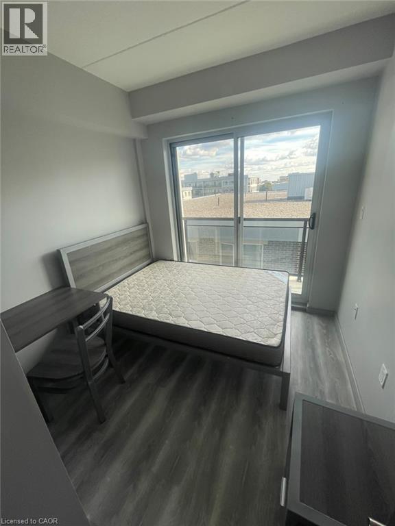 275 Larch Street Unit# F513, Waterloo, Ontario  N2L 0J3 - Photo 4 - 40872567