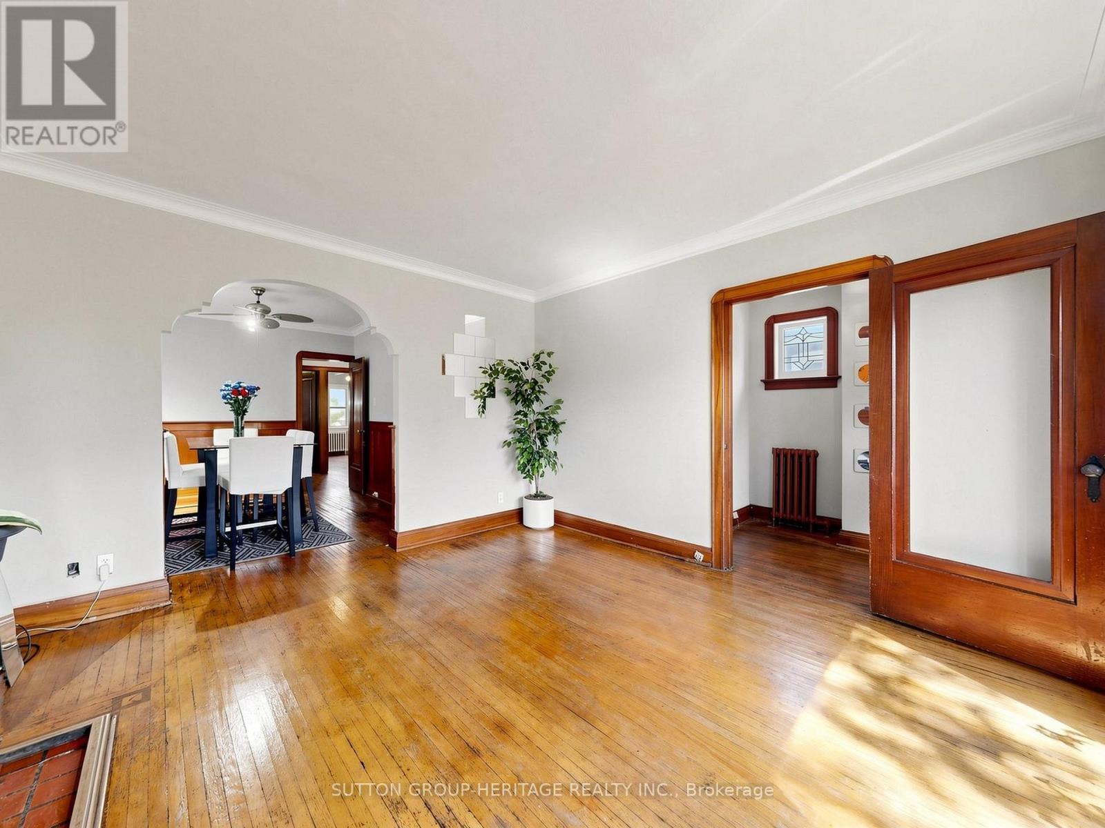 248 Westwood Avenue, Toronto, Ontario  M4J 2H4 - Photo 9 - E14101172
