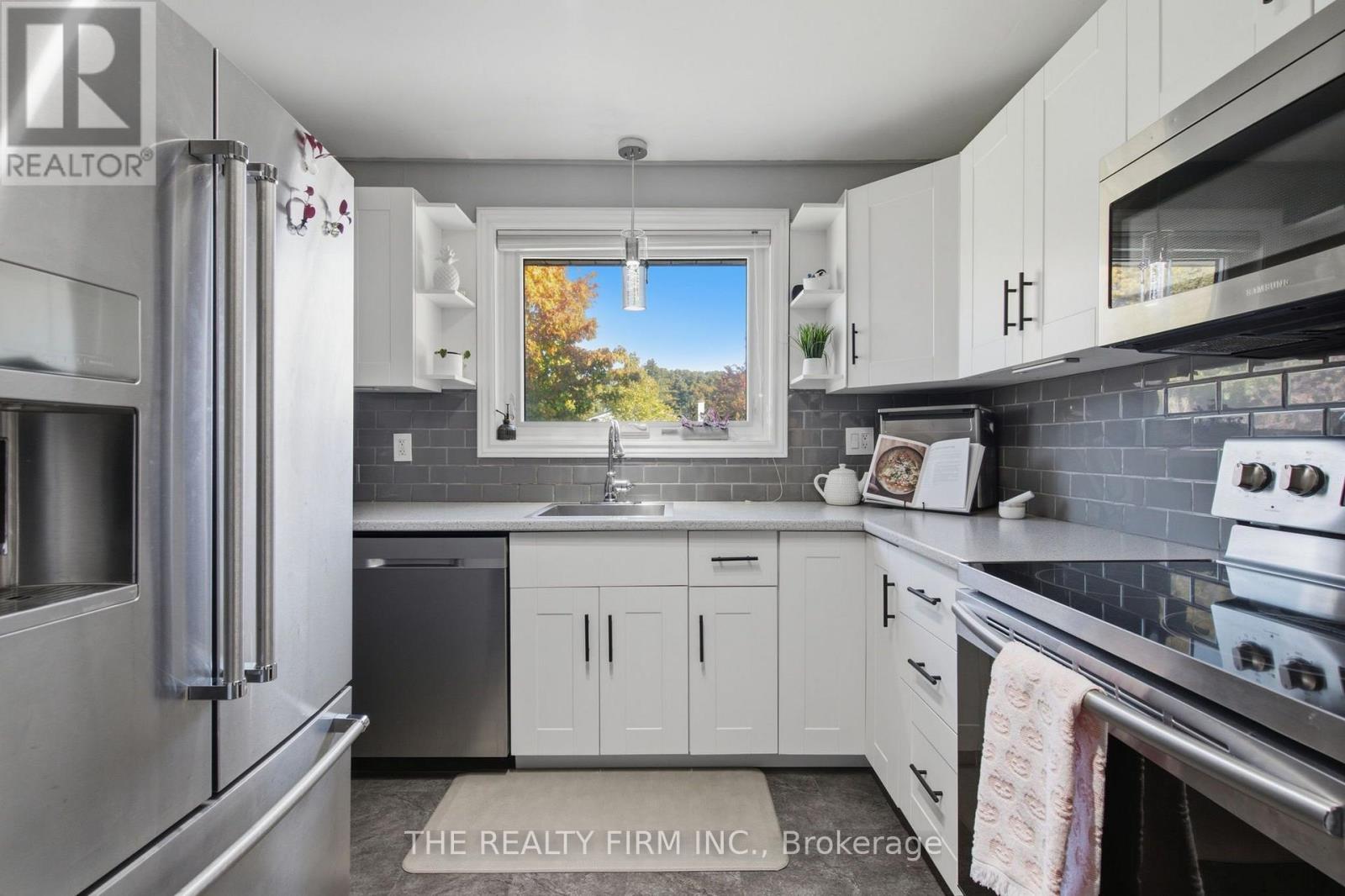 25 Queenston Crescent, London East, Ontario  N5W 1N7 - Photo 10 - X14101104