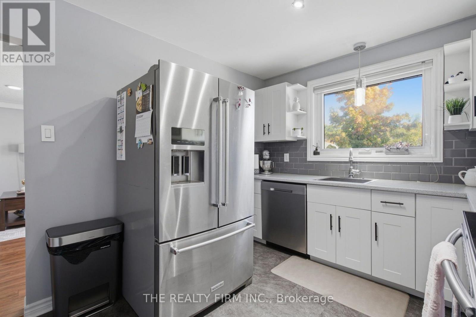 25 Queenston Crescent, London East, Ontario  N5W 1N7 - Photo 11 - X14101104