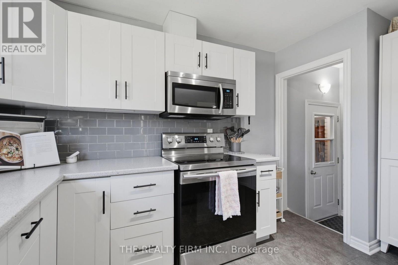 25 Queenston Crescent, London East, Ontario  N5W 1N7 - Photo 13 - X14101104