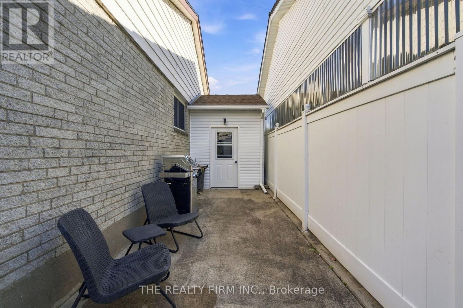 25 Queenston Crescent, London East, Ontario  N5W 1N7 - Photo 30 - X14101104