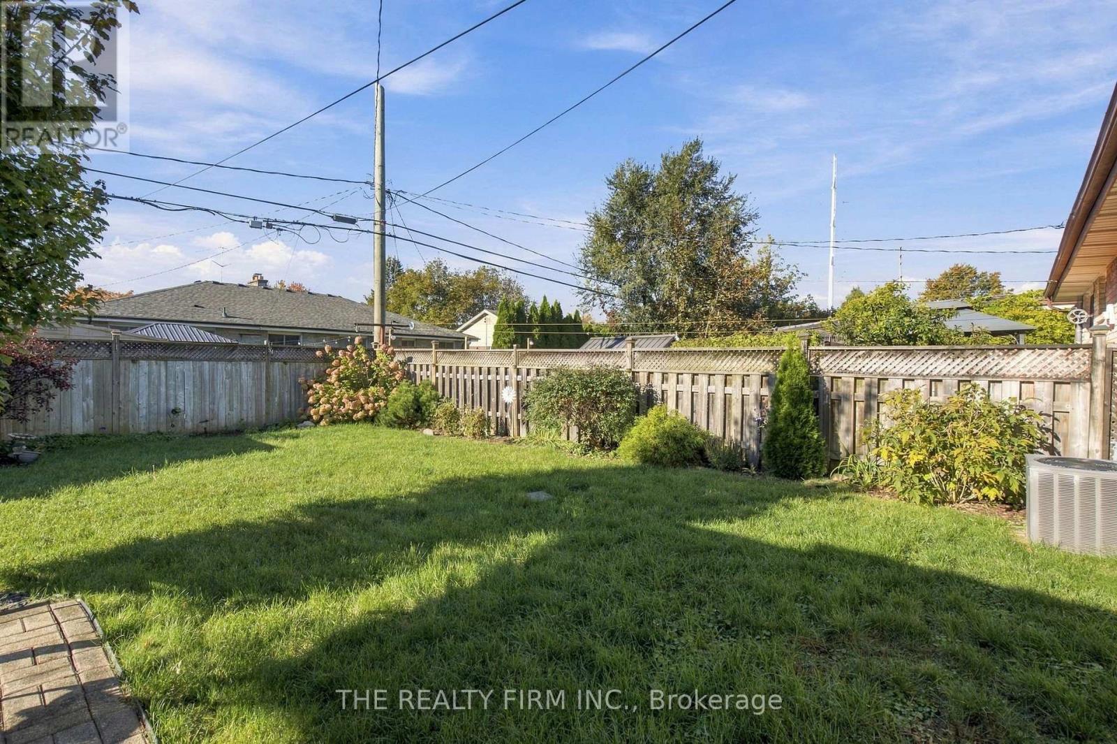 25 Queenston Crescent, London East, Ontario  N5W 1N7 - Photo 38 - X14101104
