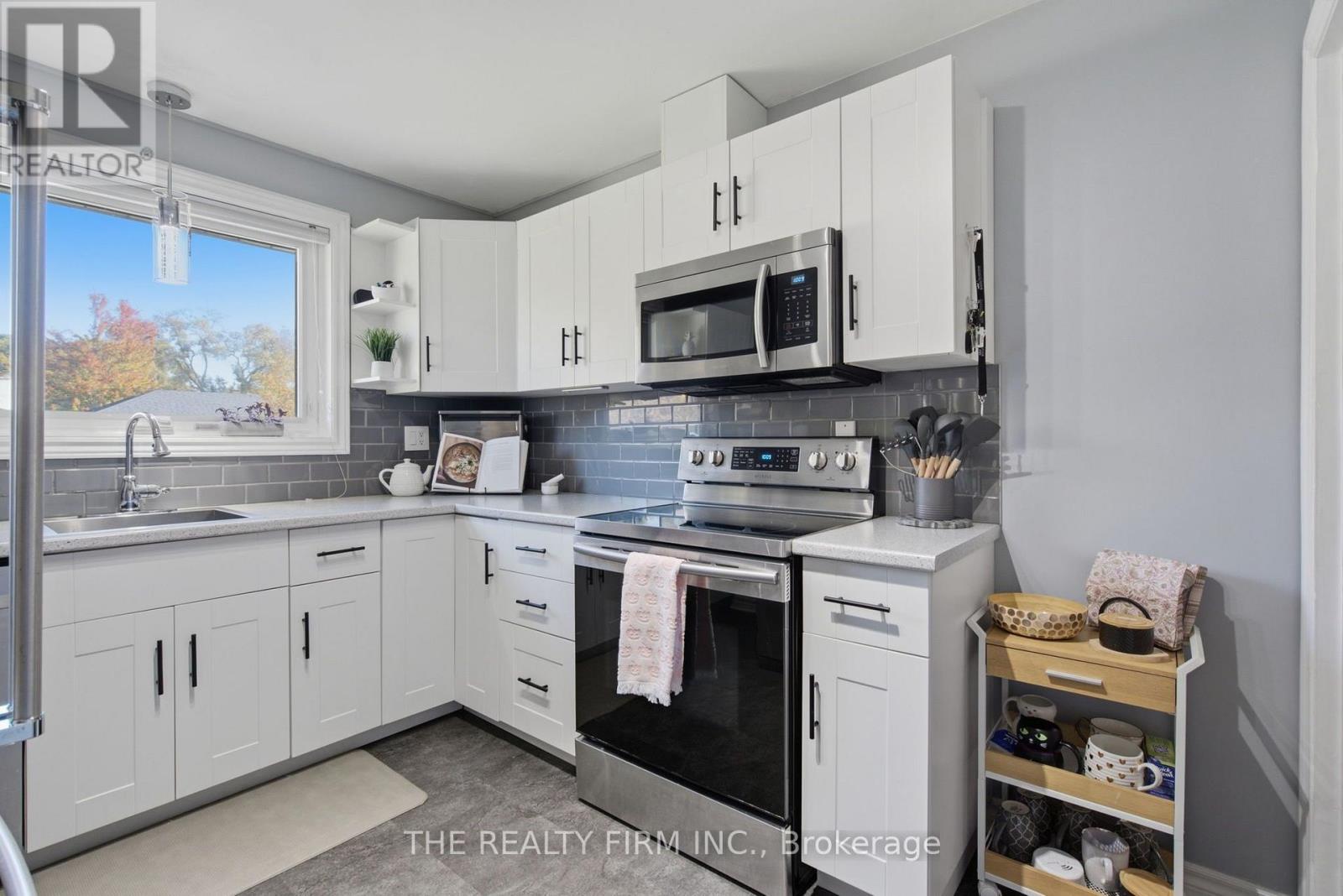 25 Queenston Crescent, London East, Ontario  N5W 1N7 - Photo 9 - X14101104