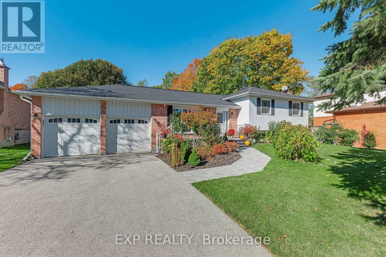 4 Burbank Circle, Adjala-Tosorontio (Everett), Ontario  L0M 1J0 - Photo 2 - N14101102