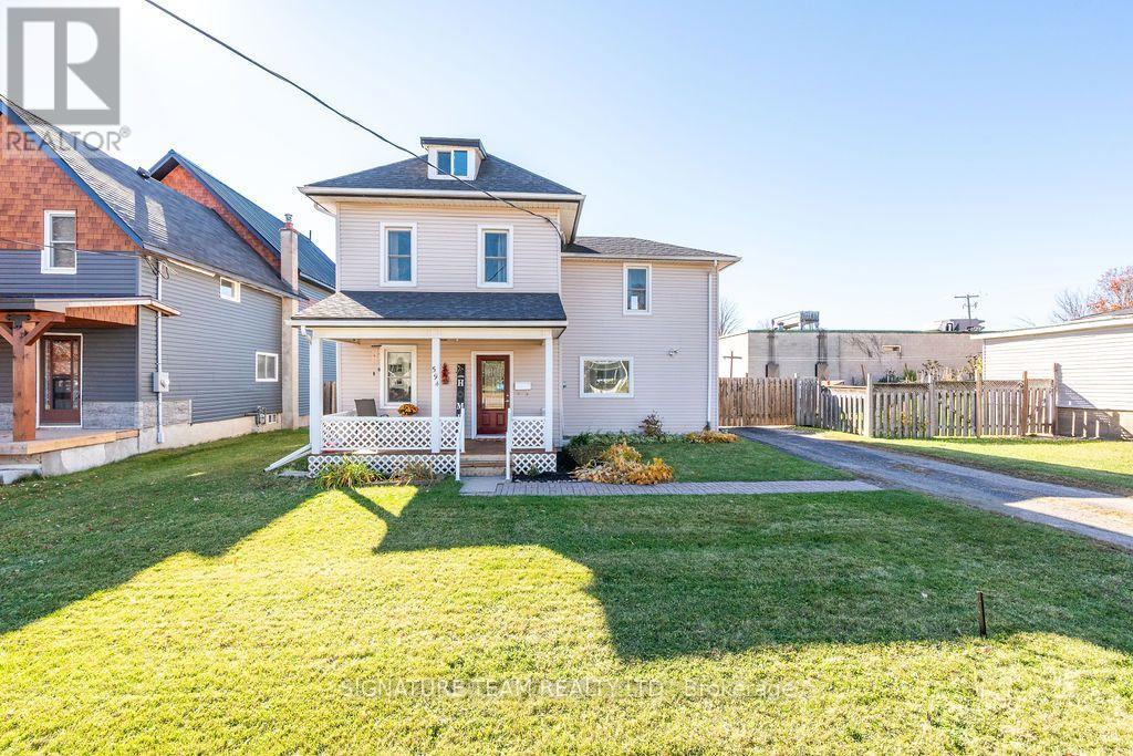 594 Hamilton Street W, Laurentian Valley, Ontario  K8A 6P1 - Photo 3 - X14101156