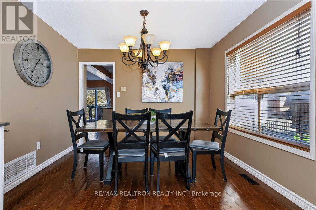 5 Widgeon Street, Barrie, Ontario  L4N 8W7 - Photo 6 - S14101150
