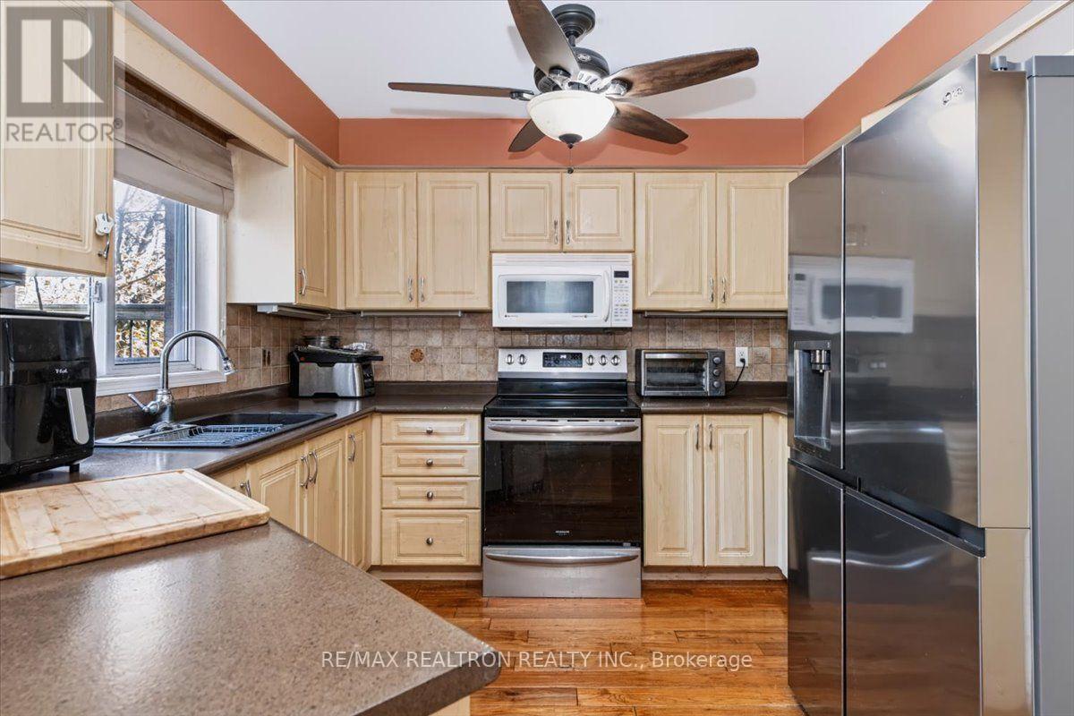 5 Widgeon Street, Barrie, Ontario  L4N 8W7 - Photo 7 - S14101150