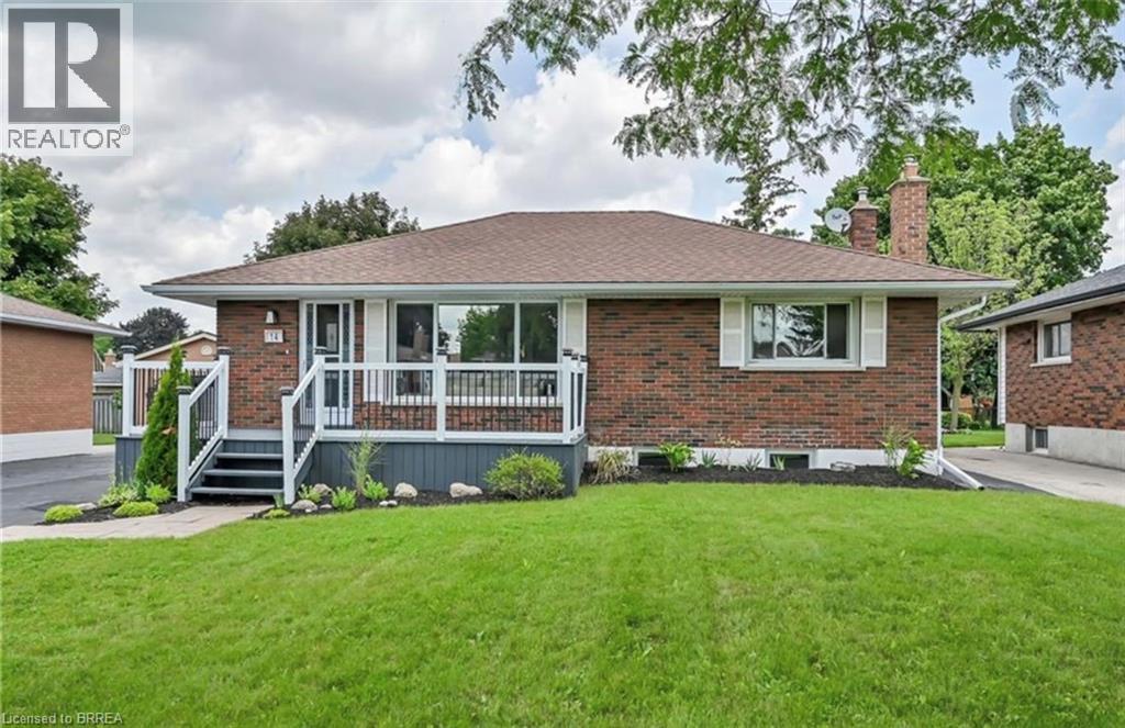 14 PEMBROKE Avenue Unit# Upper, Brantford, Ontario