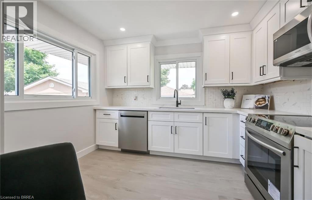 14 Pembroke Avenue Unit# Upper, Brantford, Ontario  N3R 5B4 - Photo 6 - 40872444