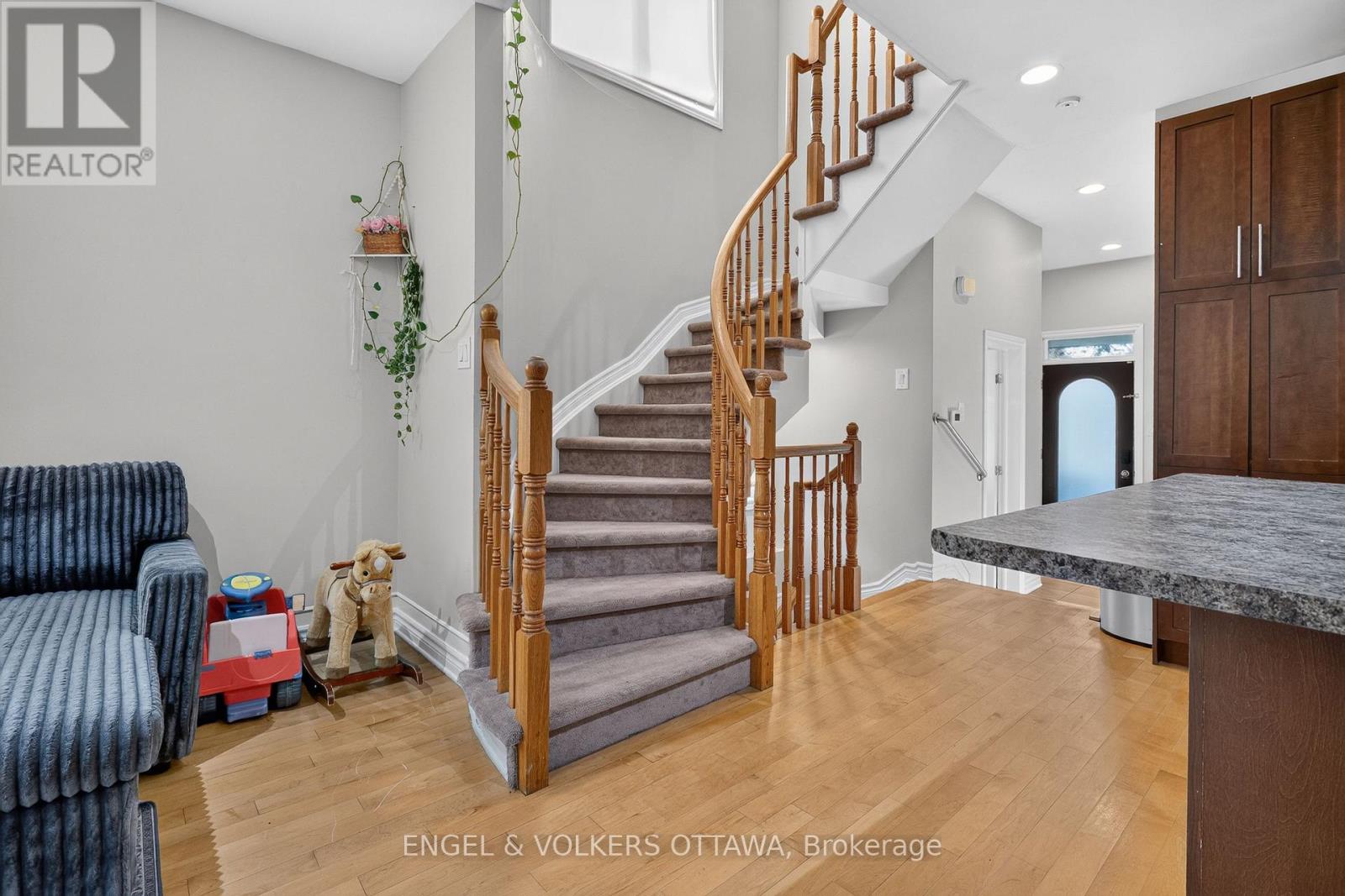 210 Stedman Street, Ottawa, Ontario  K1T 0B6 - Photo 17 - X14101132