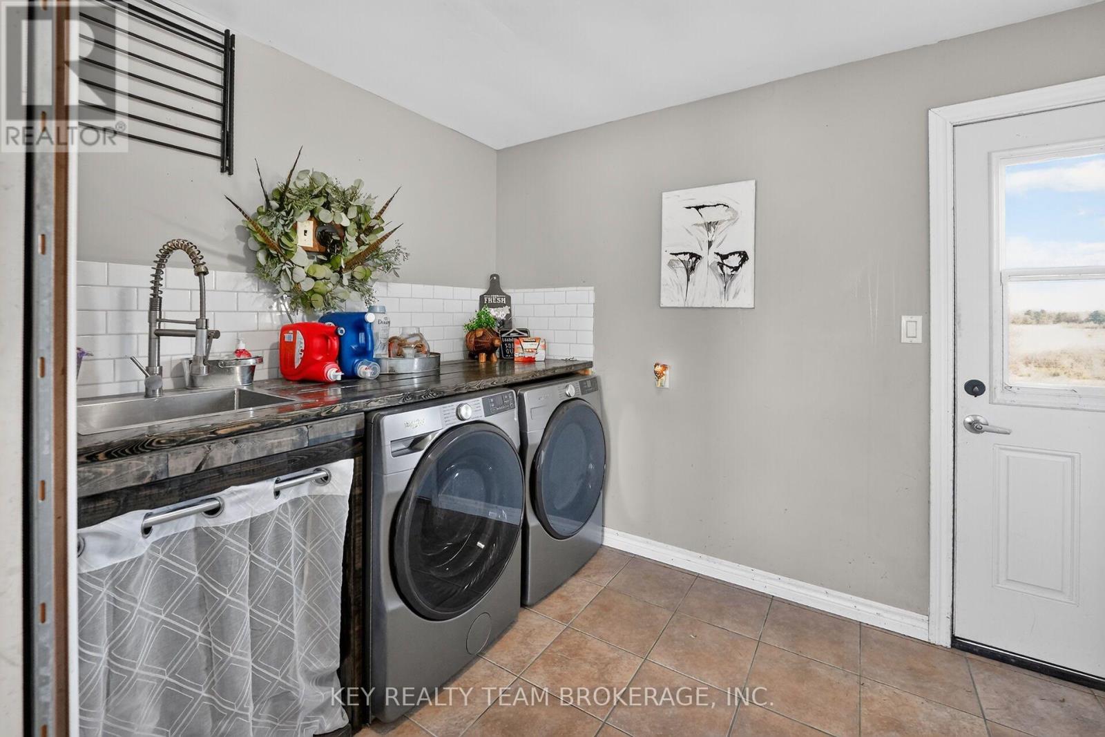 3216 Hall Road, Hamilton, Ontario  L0R 1C0 - Photo 27 - X14101108