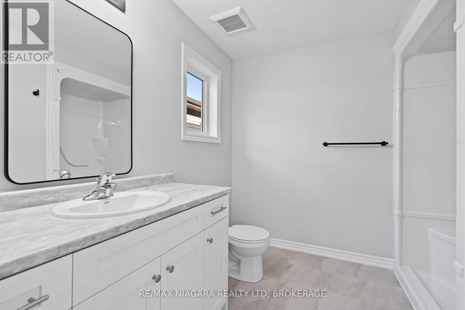 51 Superior Street, Welland, Ontario  L3B 3G3 - Photo 16 - X14101210