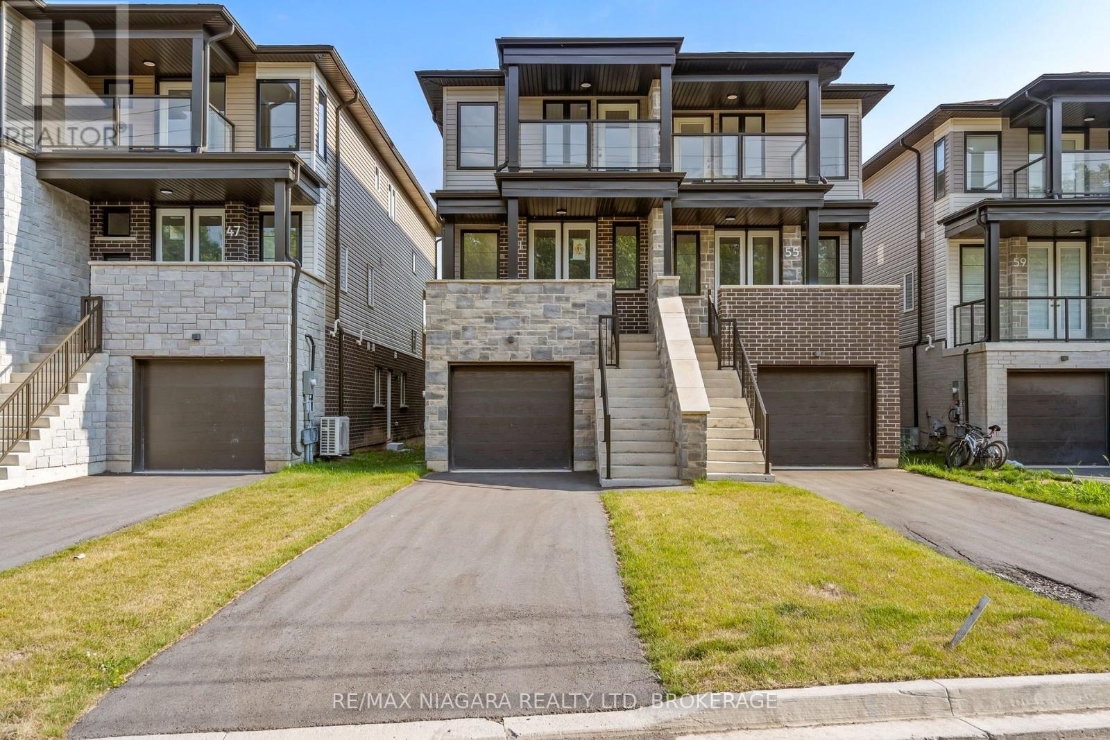 51 Superior Street, Welland, Ontario  L3B 3G3 - Photo 2 - X14101210