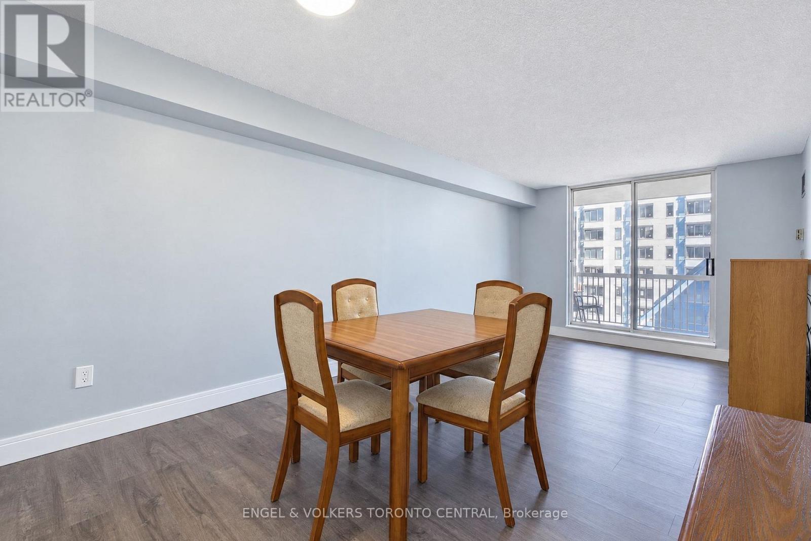 606 - 15 Sewells Road, Toronto, Ontario  M1B 3V7 - Photo 7 - E13238012