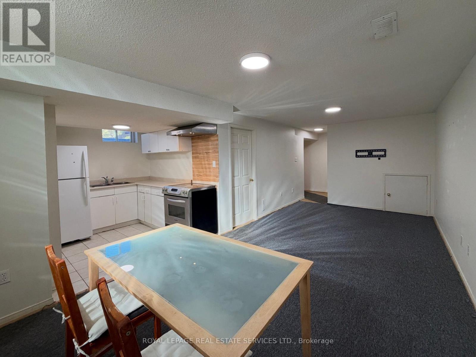 Lower - 5252 Bushelgrove Circle, Mississauga, Ontario  L5M 6C5 - Photo 10 - W14101124