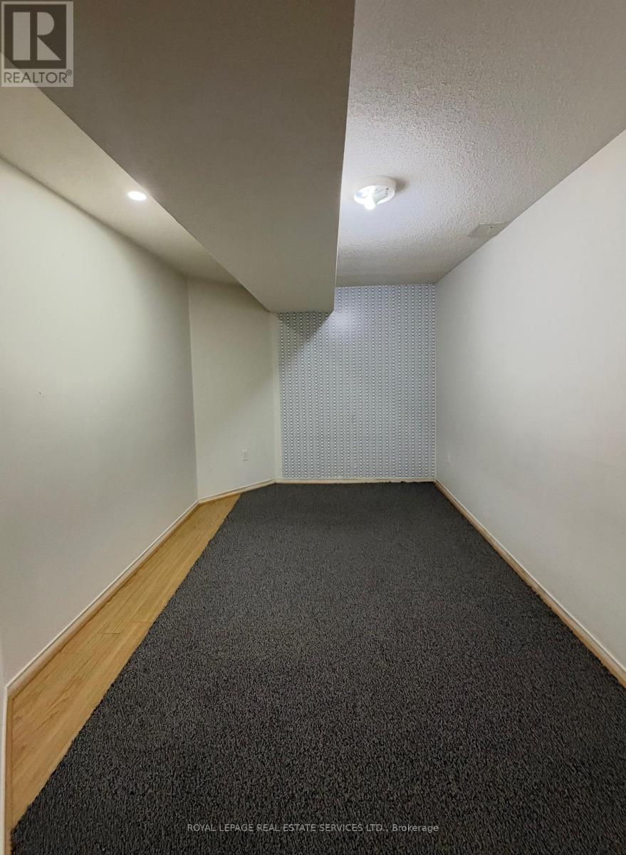 Lower - 5252 Bushelgrove Circle, Mississauga, Ontario  L5M 6C5 - Photo 16 - W14101124