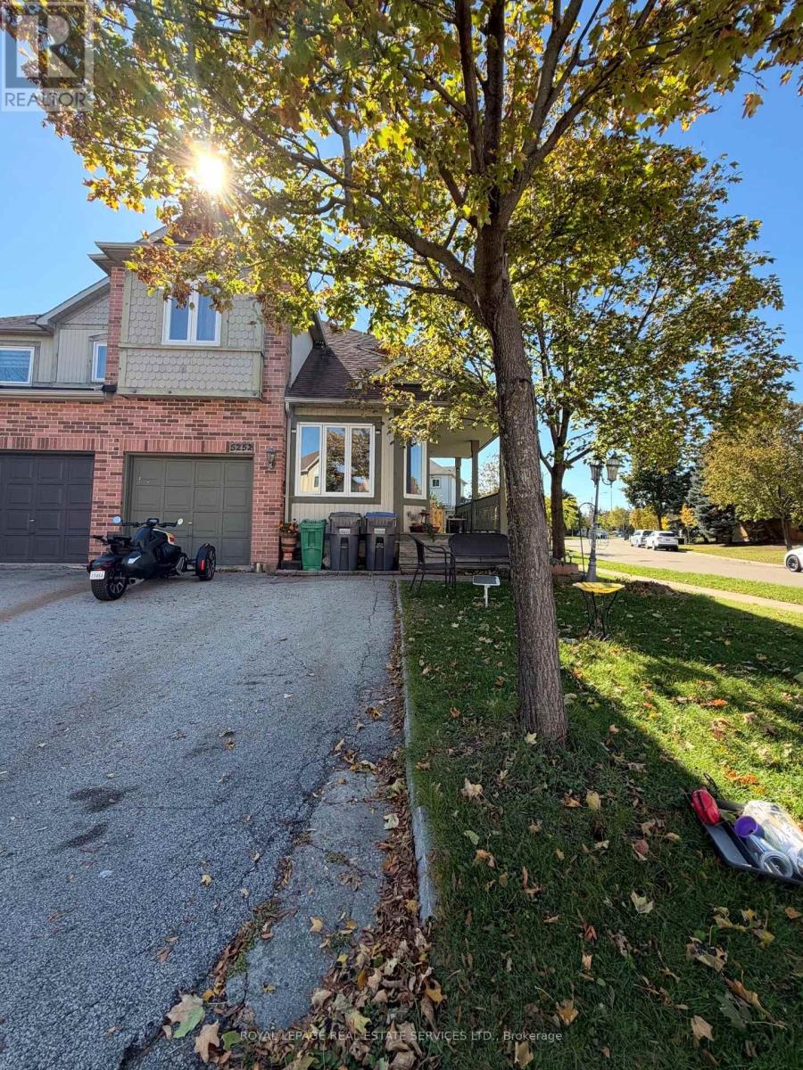 Lower - 5252 Bushelgrove Circle, Mississauga, Ontario  L5M 6C5 - Photo 23 - W14101124