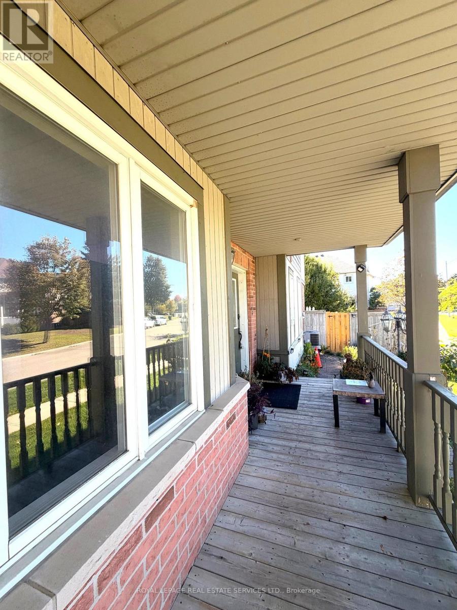 Lower - 5252 Bushelgrove Circle, Mississauga, Ontario  L5M 6C5 - Photo 3 - W14101124