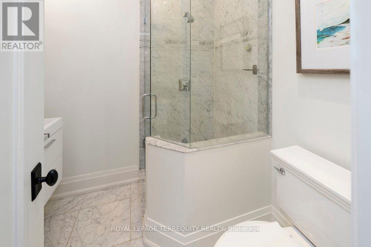 99 Dunedin Drive, Toronto, Ontario  M8X 2K8 - Photo 24 - W14101170