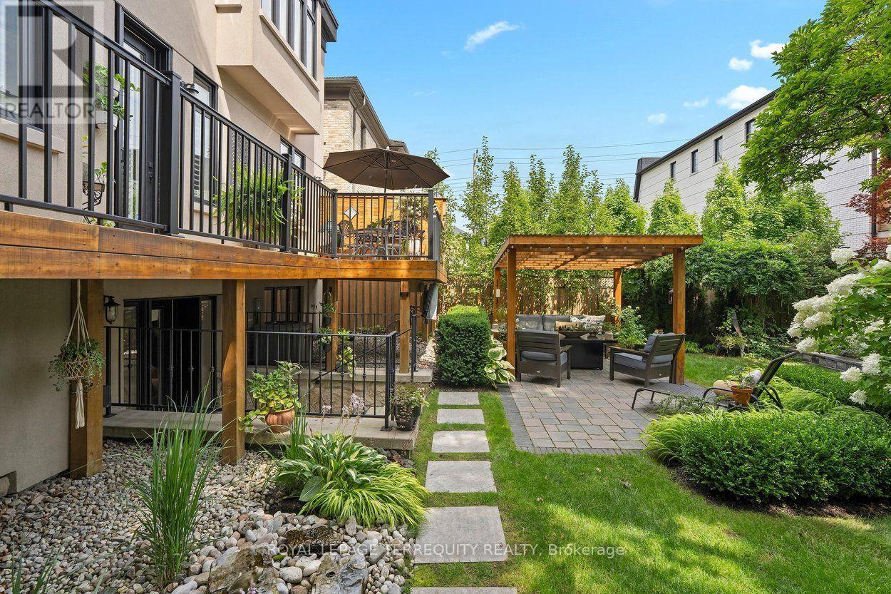99 Dunedin Drive, Toronto, Ontario  M8X 2K8 - Photo 31 - W14101170