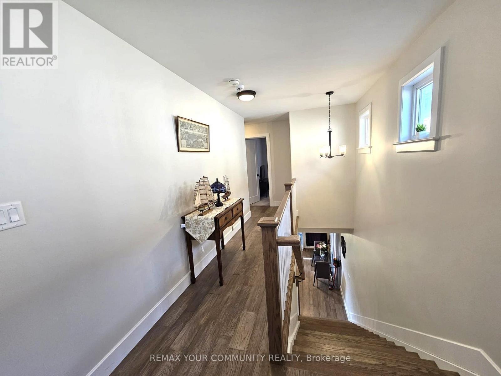 28 Dusenbury Drive, Loyalist, Ontario  K0H 2H0 - Photo 13 - X14099808