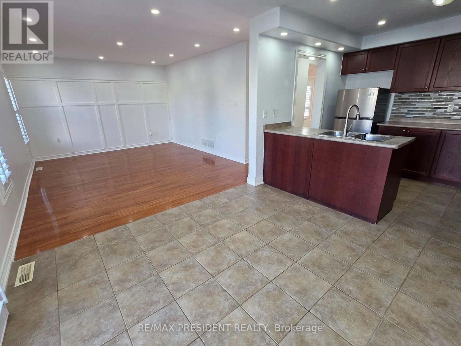 45 Lucas Crescent, Kawartha Lakes, Ontario  K9V 0C5 - Photo 10 - X14101114