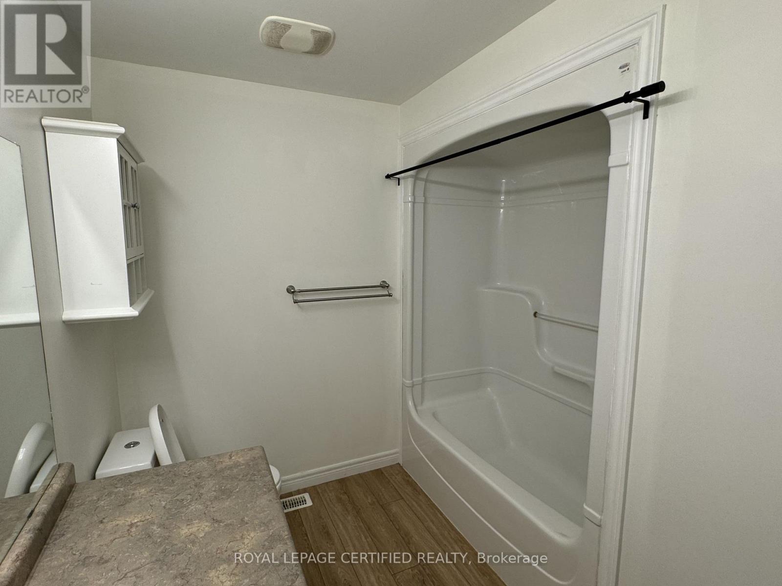 4422 Christopher Court, Lincoln, Ontario  L0R 1B5 - Photo 19 - X14101220