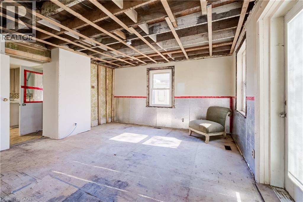 745 Binning Street W, Listowel, Ontario  N4W 1H3 - Photo 6 - 40872927