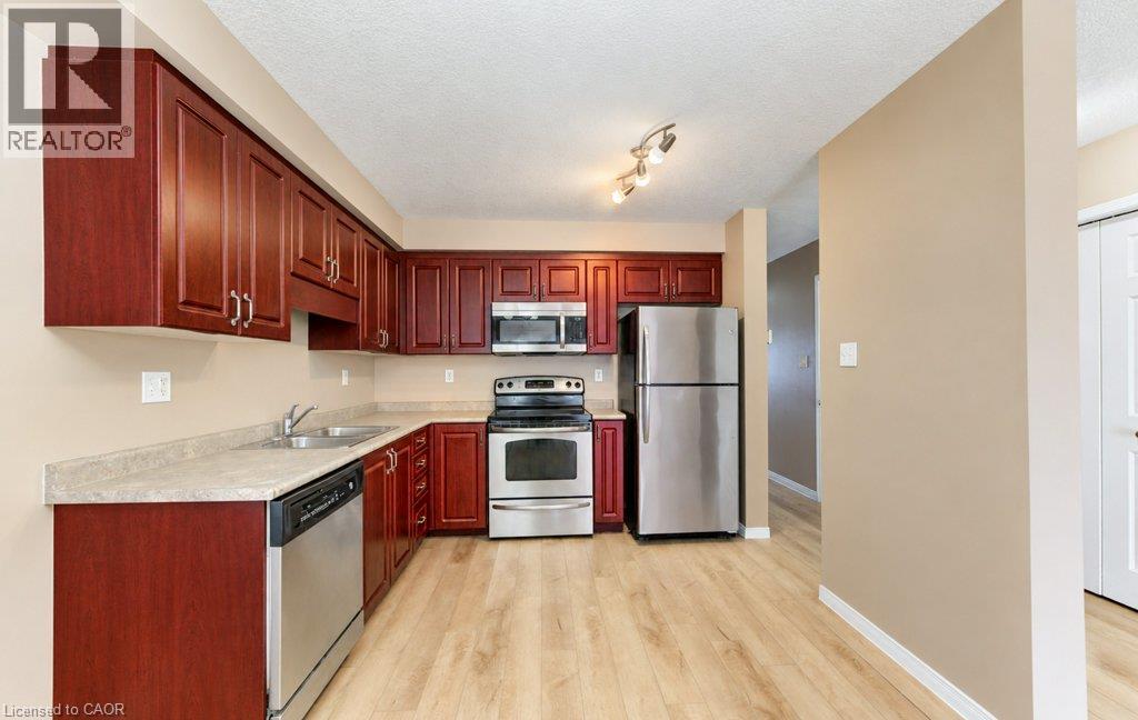 108 Periwinkle Street, Kitchener, Ontario N2E 4C7 - Photo 11 - 40857688