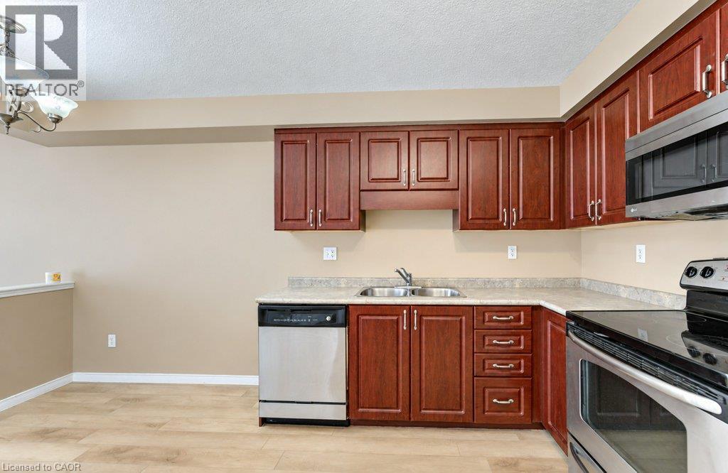 108 Periwinkle Street, Kitchener, Ontario N2E 4C7 - Photo 9 - 40857688