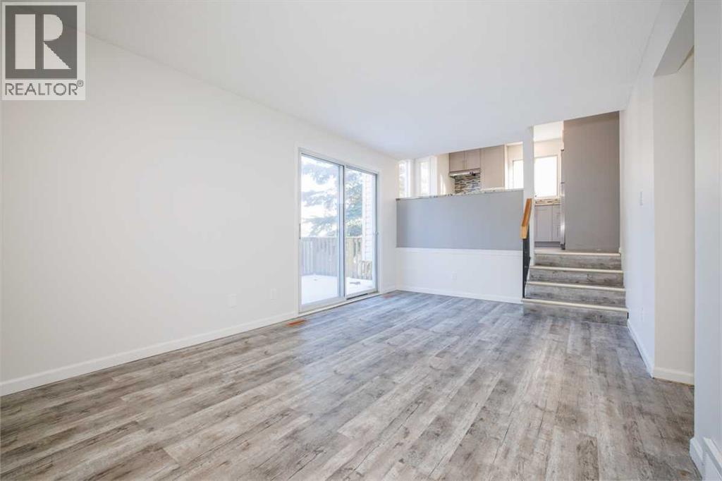383 Woodfield Road SW, Calgary, Alberta  T2W 3V8 - Photo 16 - A2351742