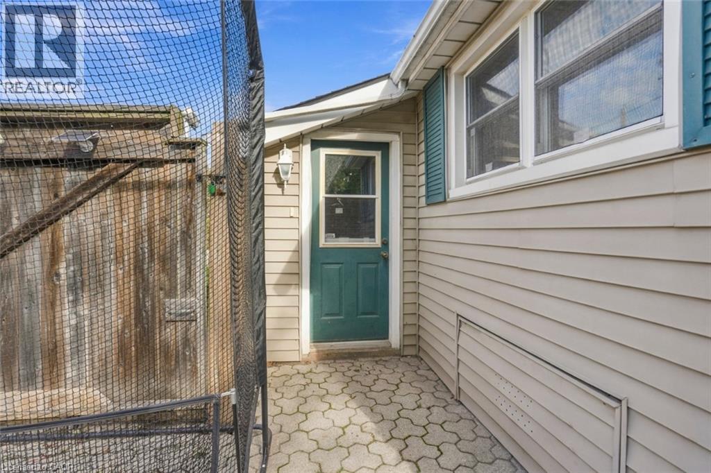36 Pottruff Road, Hamilton, Ontario  L8H 2M1 - Photo 31 - 40866820