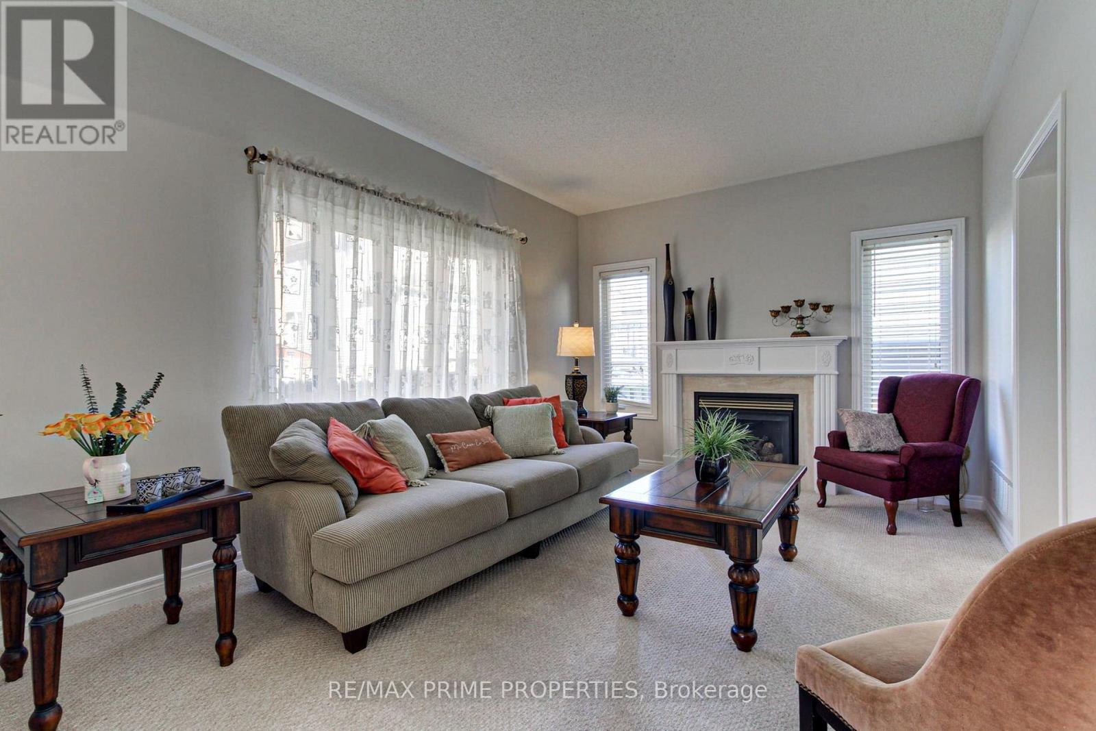 64 Ian Drive, Georgina, Ontario  L4P 4G3 - Photo 9 - N13877220