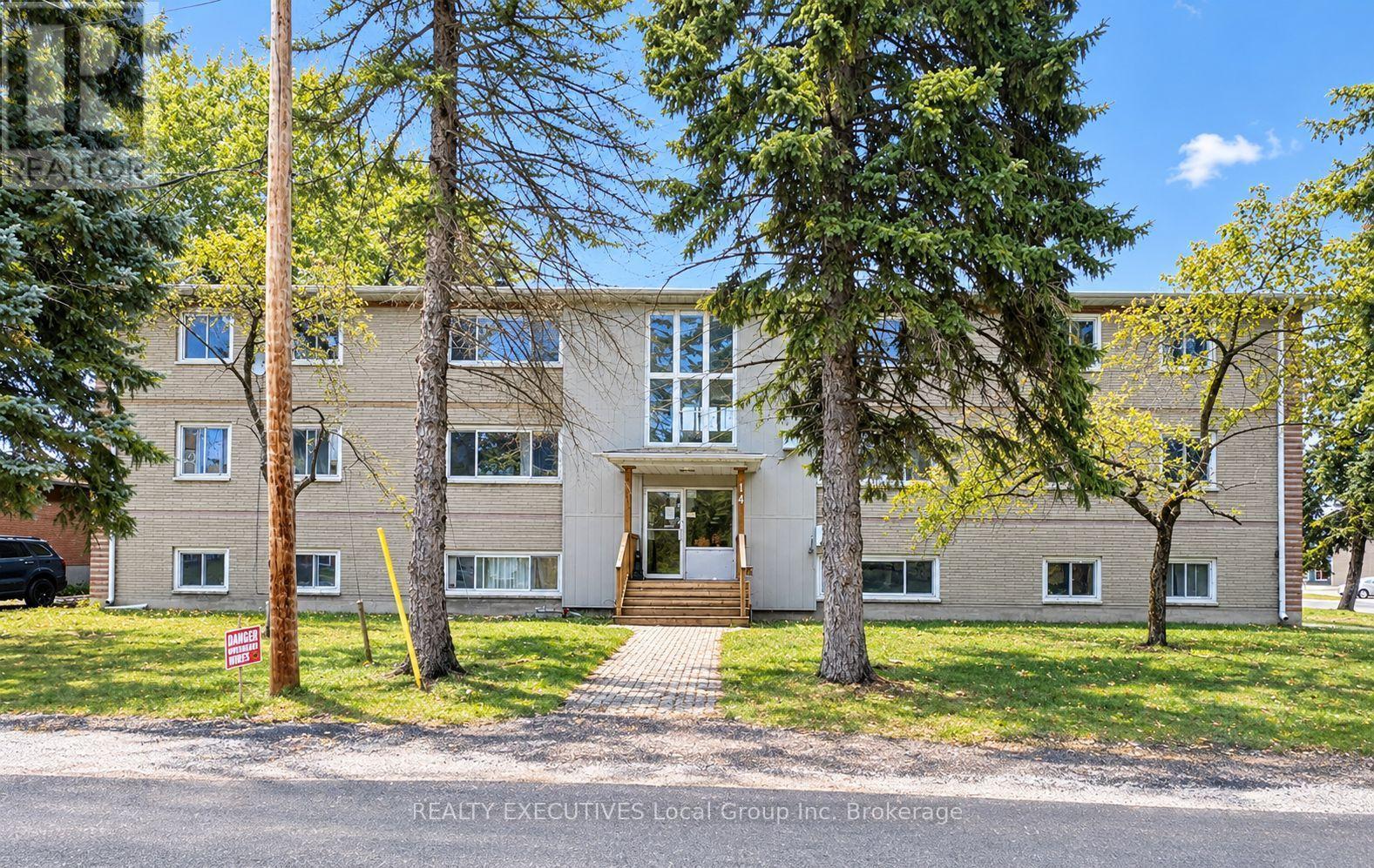 14 MILFORD CRESCENT, north bay (ferris), Ontario