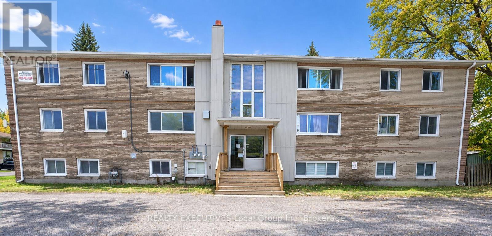 14 Milford Crescent, North Bay (Ferris), Ontario  P1A 1M3 - Photo 3 - X14101536