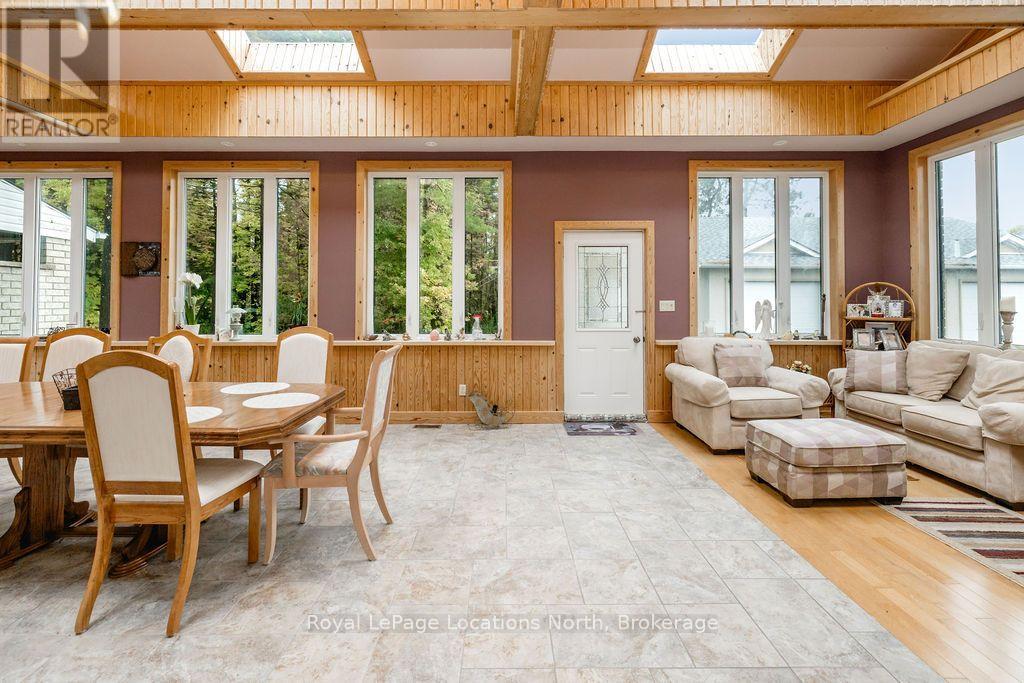 1000 Lawson Road, Tiny, Ontario  L0L 1P0 - Photo 14 - S14101252
