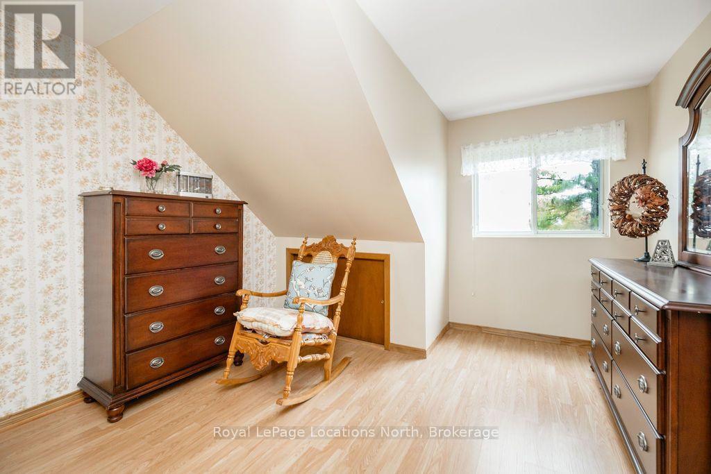 1000 Lawson Road, Tiny, Ontario  L0L 1P0 - Photo 24 - S14101252