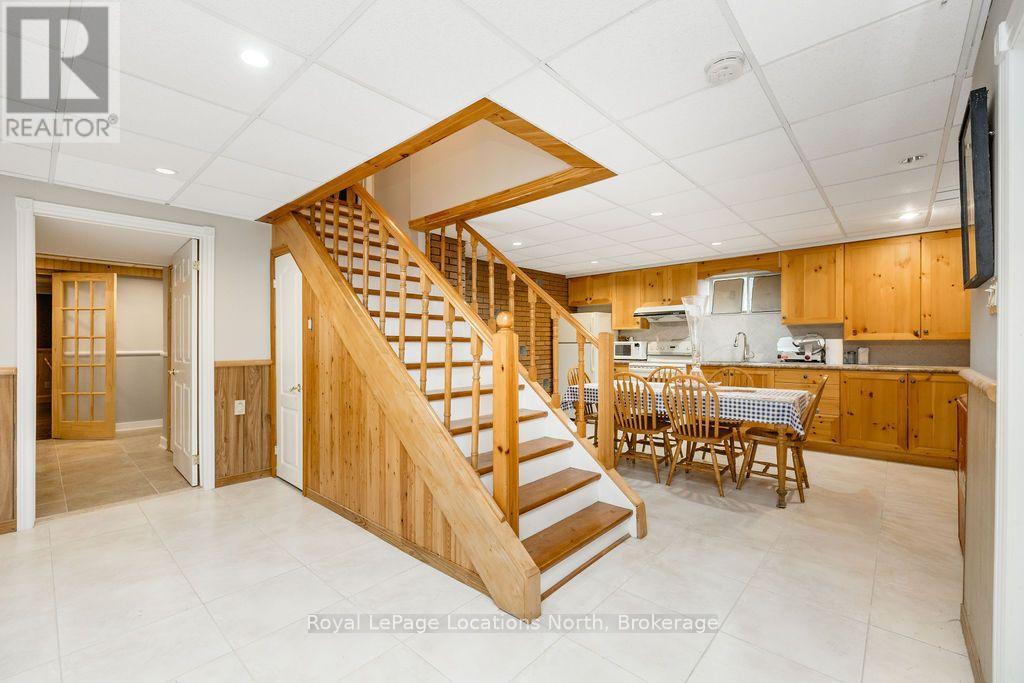1000 Lawson Road, Tiny, Ontario  L0L 1P0 - Photo 30 - S14101252