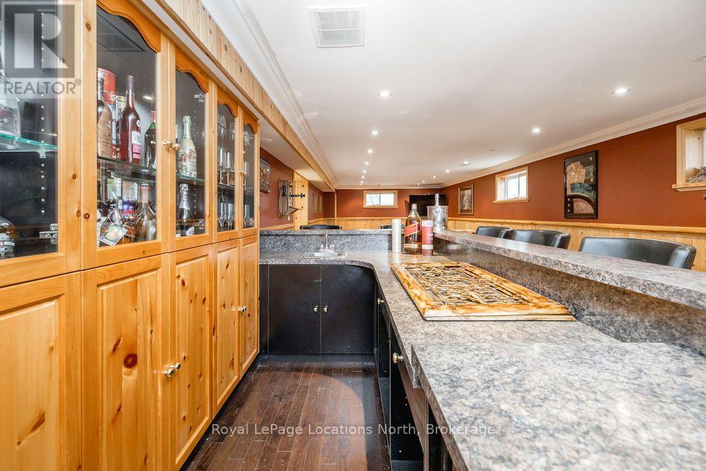 1000 Lawson Road, Tiny, Ontario  L0L 1P0 - Photo 43 - S14101252