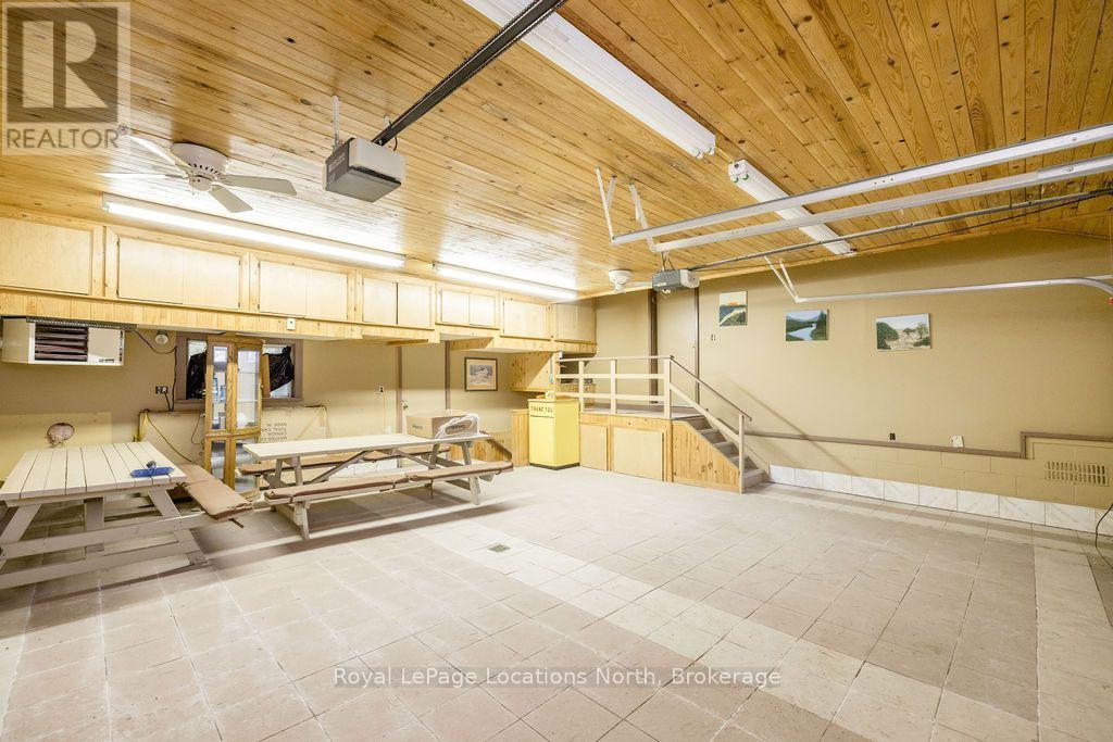 1000 Lawson Road, Tiny, Ontario  L0L 1P0 - Photo 45 - S14101252