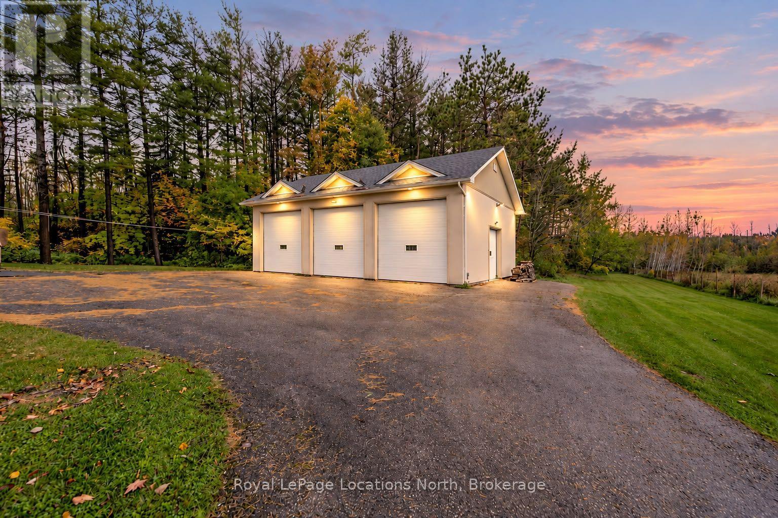 1000 Lawson Road, Tiny, Ontario  L0L 1P0 - Photo 47 - S14101252